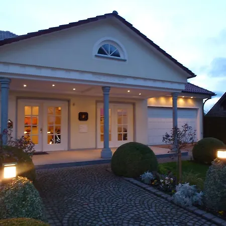 Villa Baumanns Landhaus *